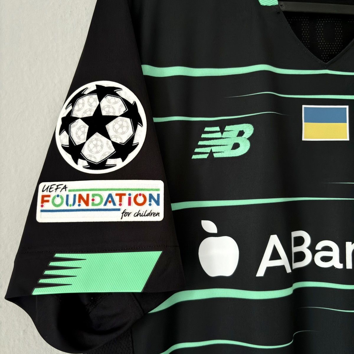 New Balance 2020 2021 Dynamo Kyiv GAME ISSUE New Balance Soccer Jersey Size US L / EU 52-54 / 3 - 5 Thumbnail