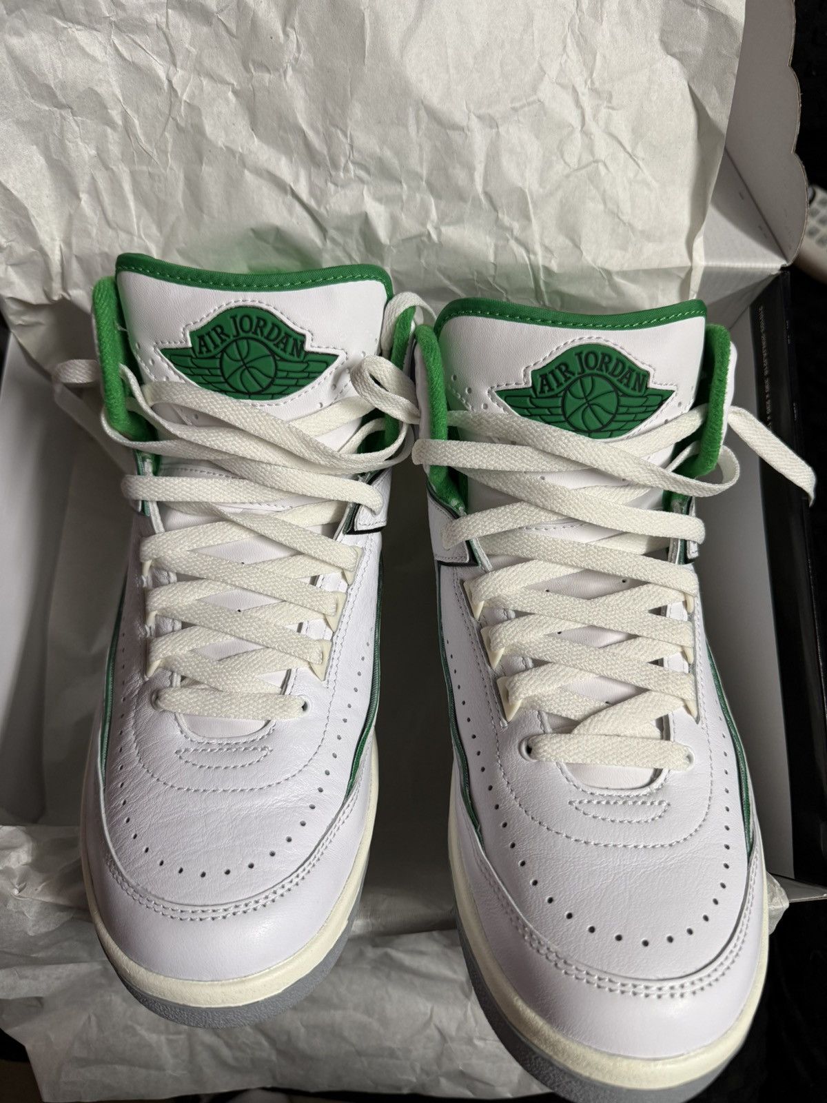 Jordan Brand Lucky Green 2s Size US 7.5 / EU 40-41 - 3 Thumbnail