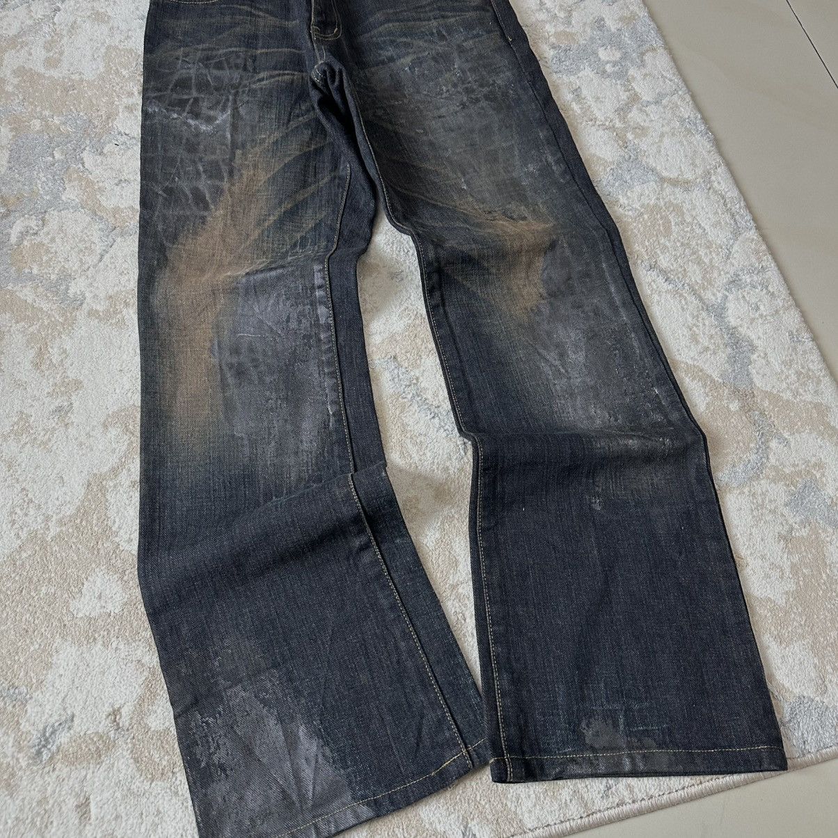 semanticdesign rare SEMANTIC DESIGN waxed snakeskin denim flare Size US 32 / EU 48 - 2 Thumbnail