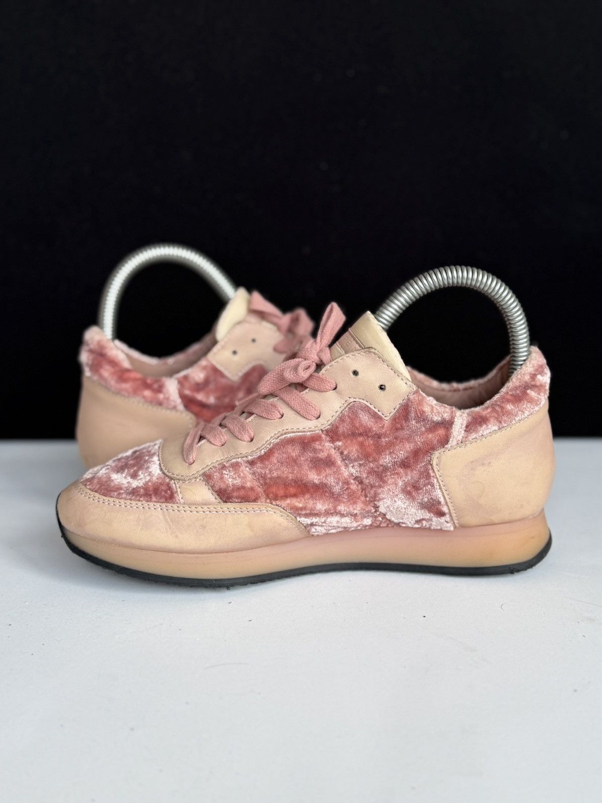 Philippe Model Philippe Model Pink Sneakers size 36 Size US 6 / IT 36 - 6 Thumbnail