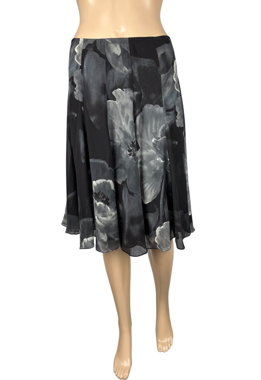 Emanuel Ungaro Emanuel Ungaro Pleated Skirt Silk-Cotton Flower Print Size 30" / US 8 / IT 44 - 1 Thumbnail