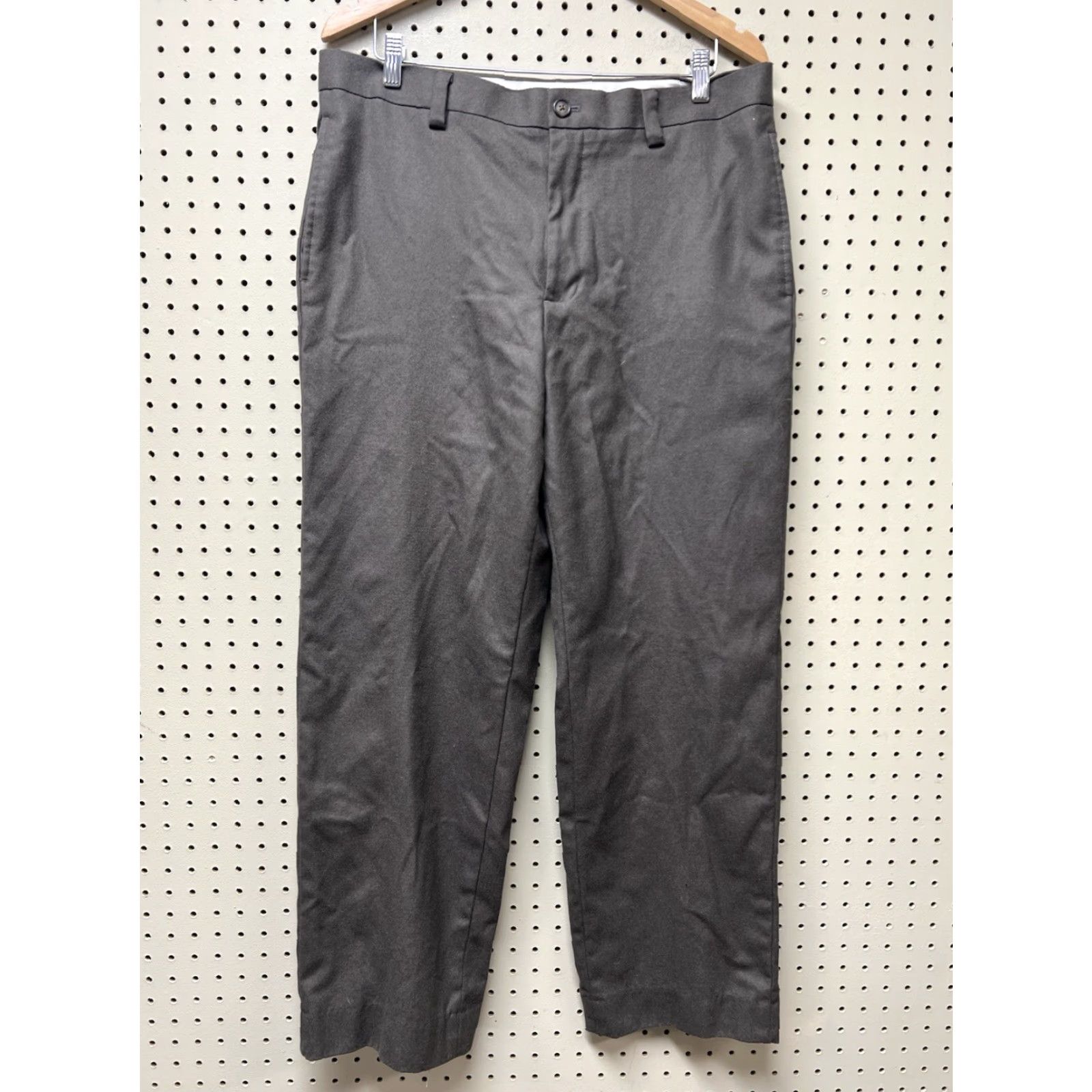 Vintage Men's L.L. Bean Brown Wool Flat Front Pants Size 35X30 Regular Straight 5-Pocket Dry Clean Only Size US 35 - 2 Thumbnail