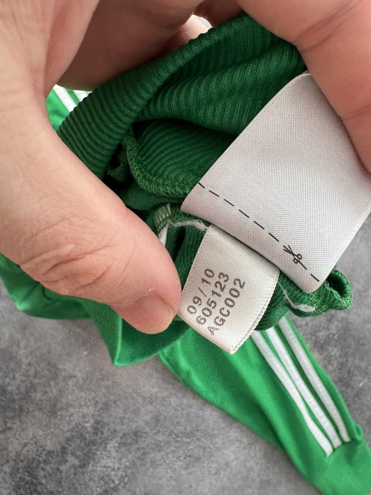 Adidas Vintage Adidas Firebird Track Retro Jacket O0s Green White Size US S / EU 44-46 / 1 - 16 Thumbnail