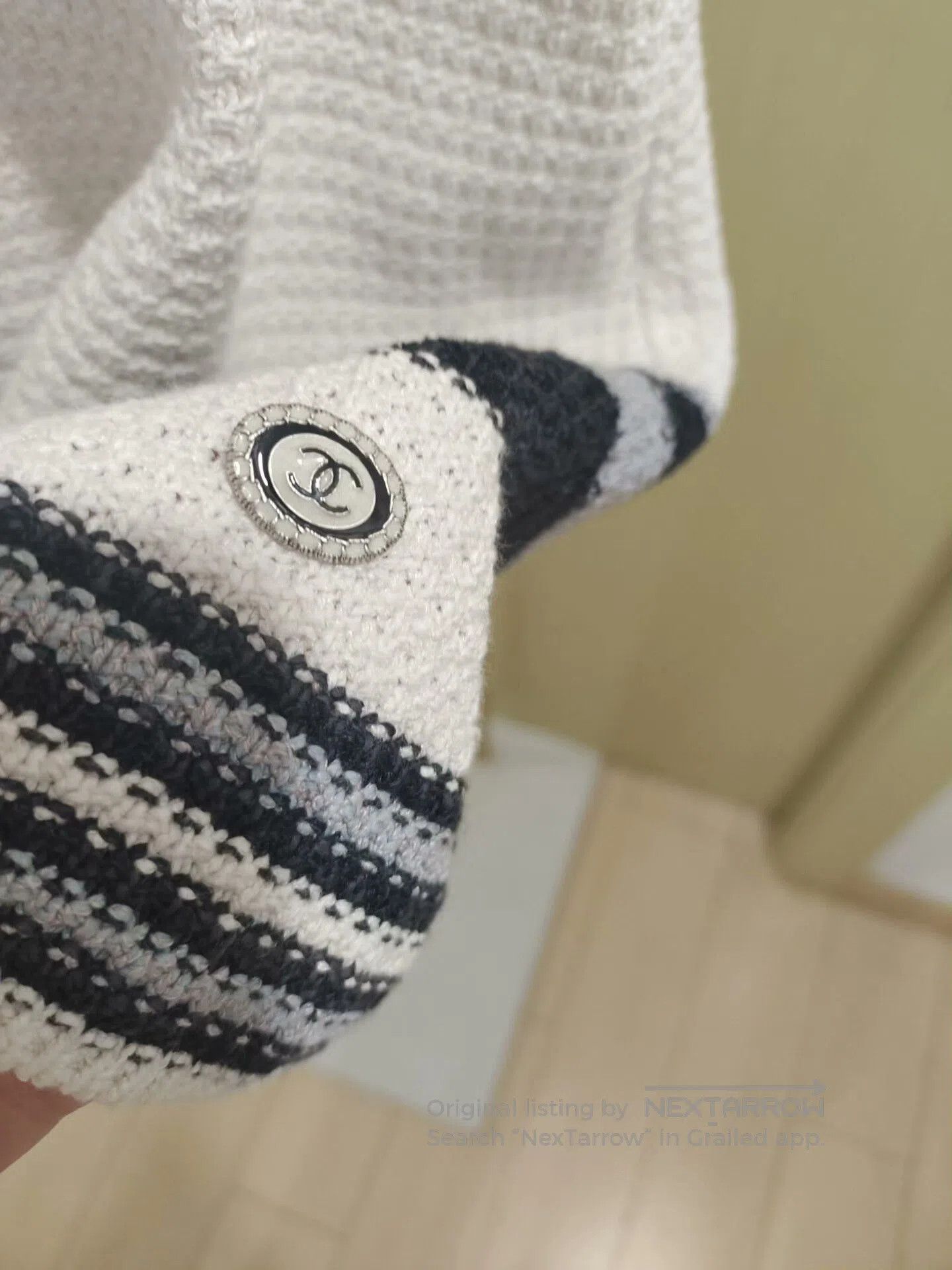 Chanel Chanel Black and White Knit Vest. Size XS / US 0-2 / IT 36-38 - 5 Thumbnail