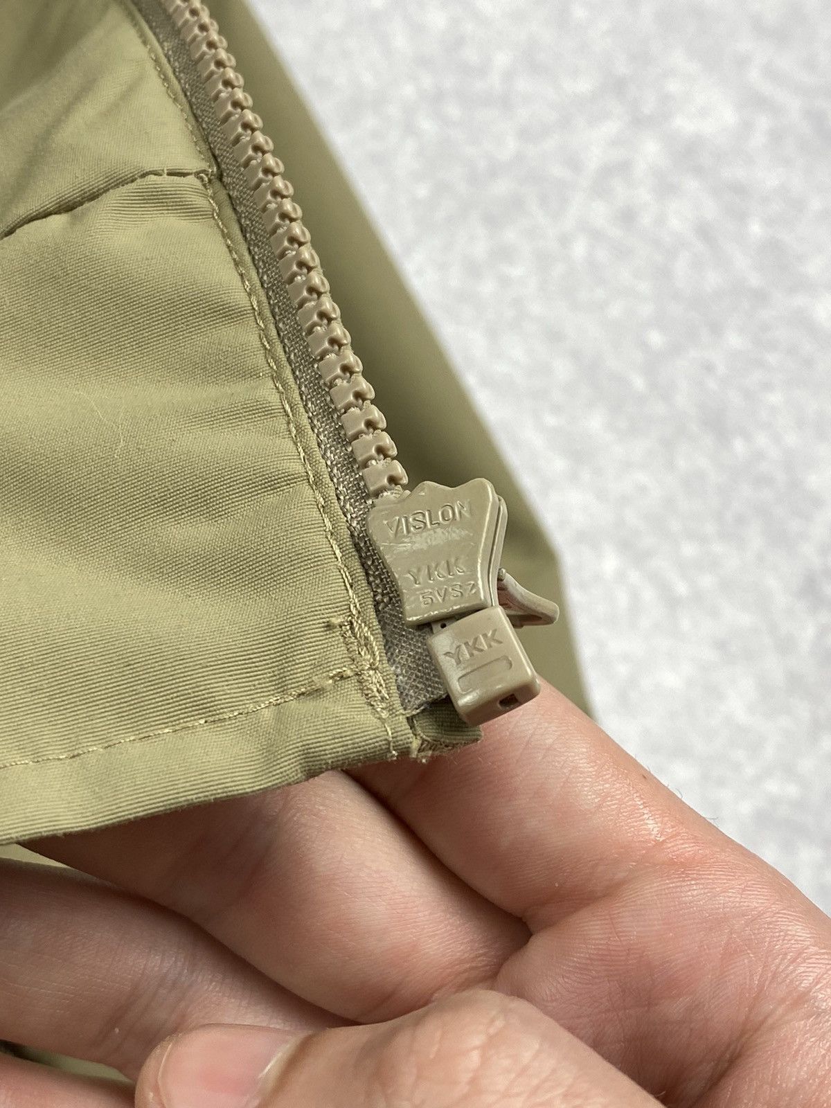 Carhartt × Vintage Vintage Carhartt jacket mens M beige Y2K Nylon Size US M / EU 48-50 / 2 - 7 Thumbnail