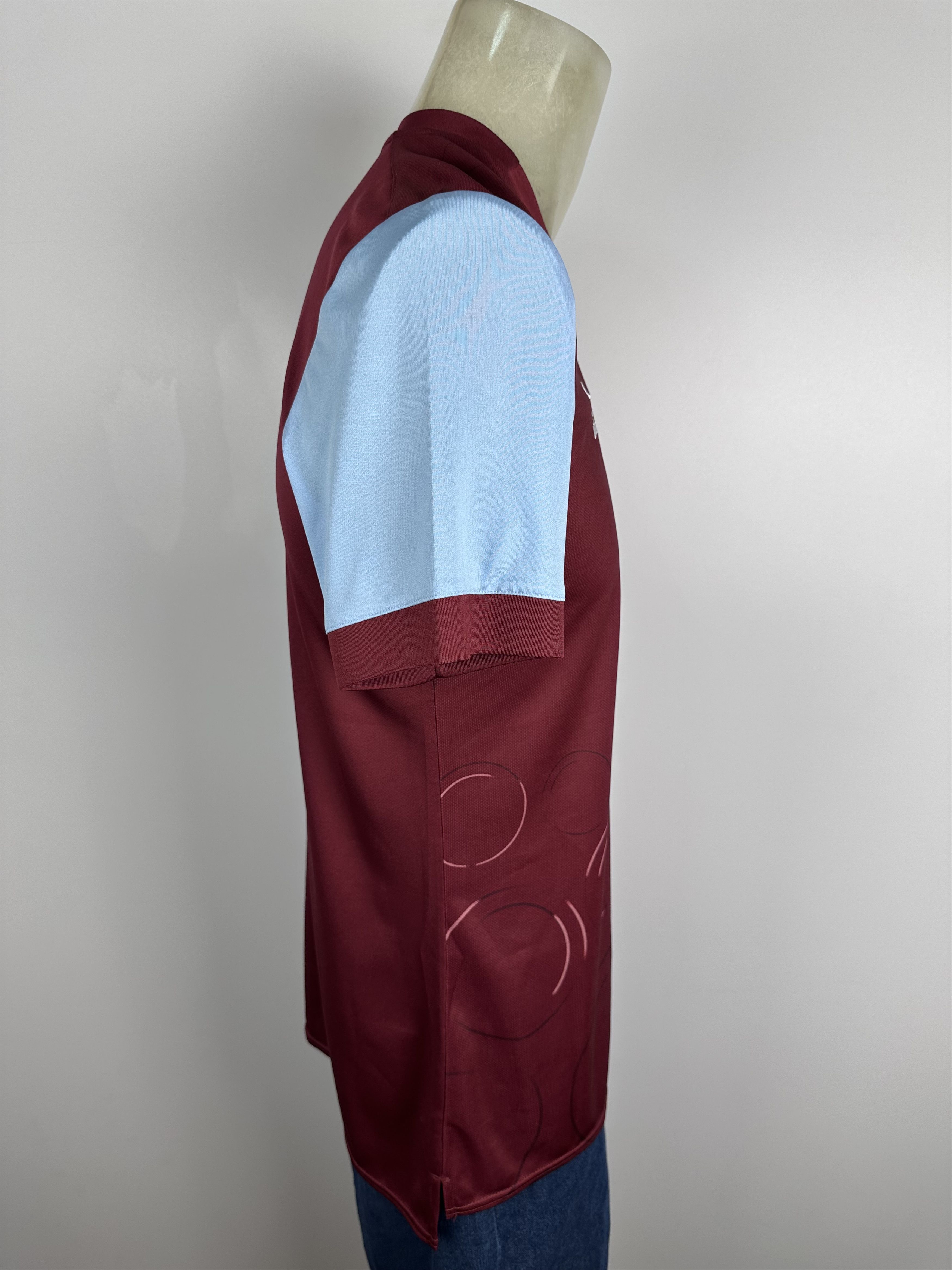 Umbro West Ham United 2023 2024 Football Shirt Soccer Jersey Umbro Size US M / EU 48-50 / 2 - 8 Thumbnail