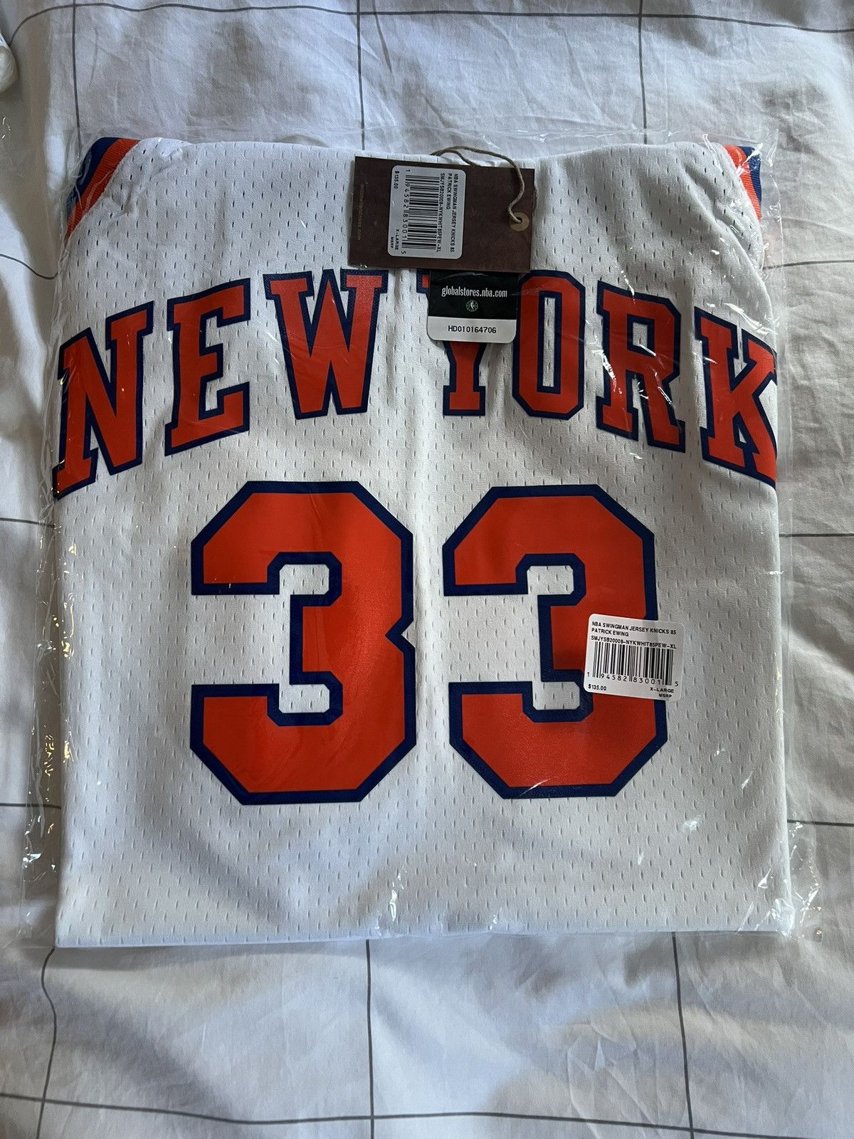 Mitchell & Ness Mitchell and Ness XL Throwback Ewing White Knicks 1985/86 Size US XL / EU 56 / 4 - 5 Thumbnail