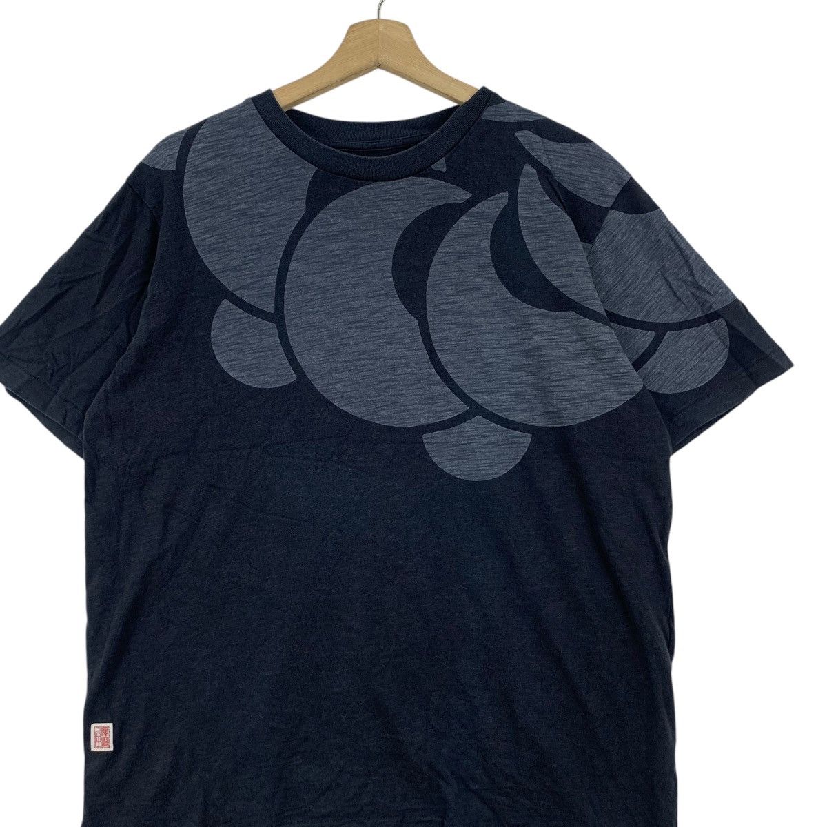 Uniqlo UNIQLO x SHOCHIKU KABUKI Japan Theatre Play Tee Shirt Top Size US XL / EU 56 / 4 - 3 Thumbnail