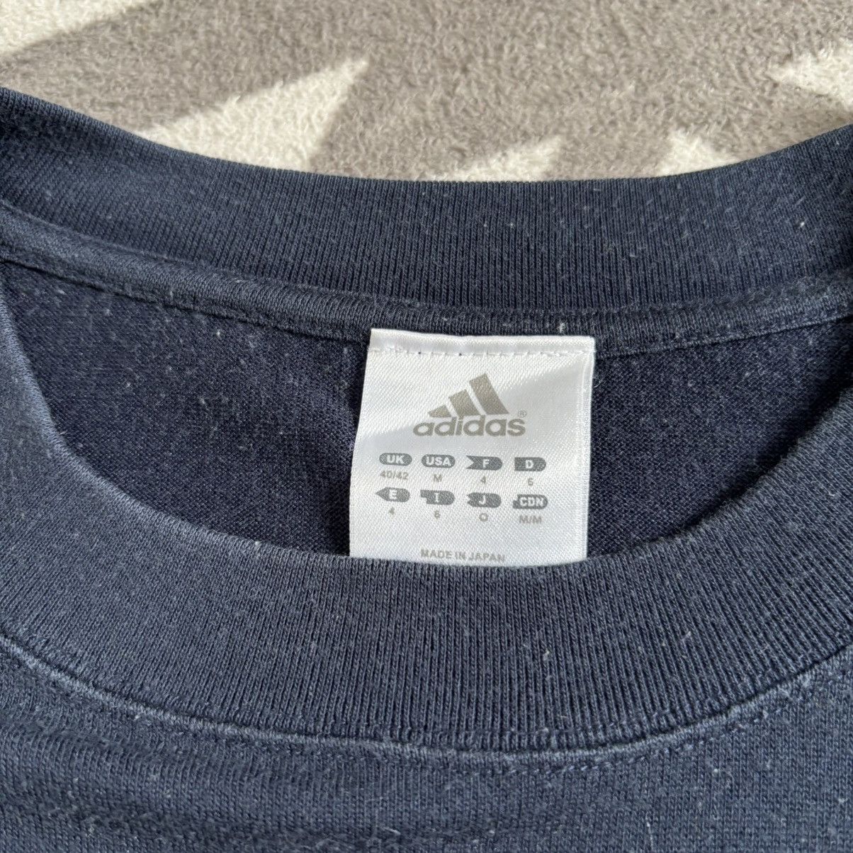 Adidas RARE🔥 Vintage Adidas Fan logo t-shirt Size US M / EU 48-50 / 2 - 5 Thumbnail