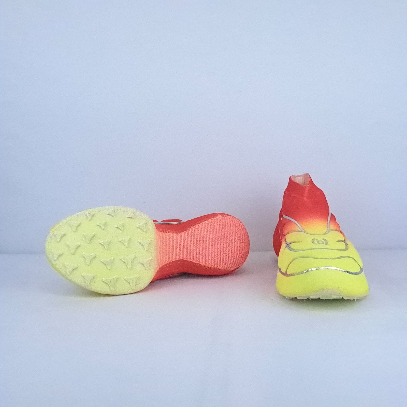 (B).Stroy × Givenchy o1rshd1 TK-360 Mid Sneakers in Red/Yellow Size US 7 / EU 40 - 9 Thumbnail