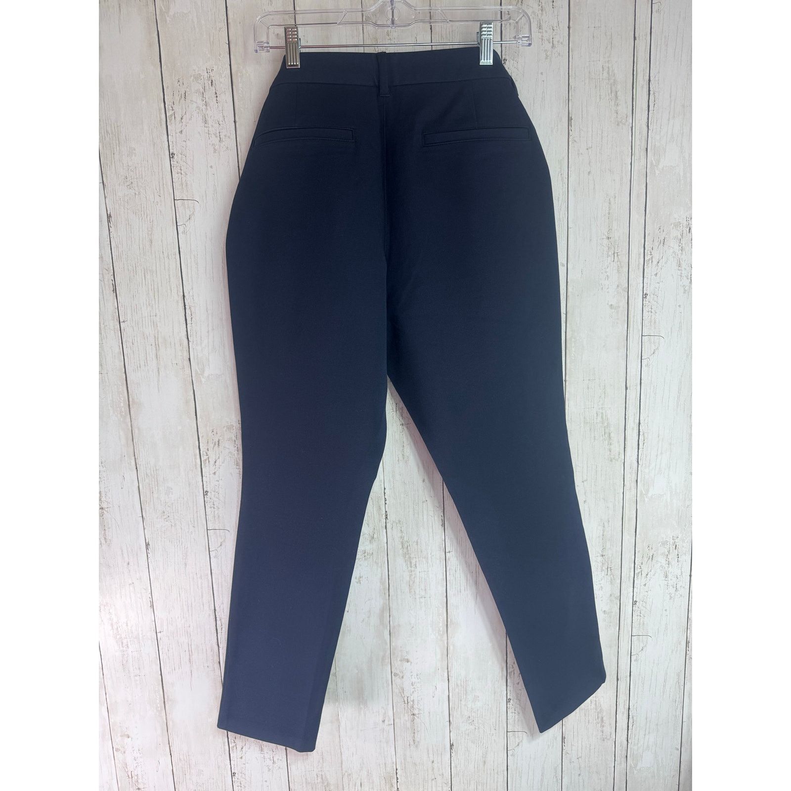 Old Navy Old Navy Maternity Pixie pants Navy Blue Size 8 Size 30" / US 8 / IT 44 - 6 Thumbnail