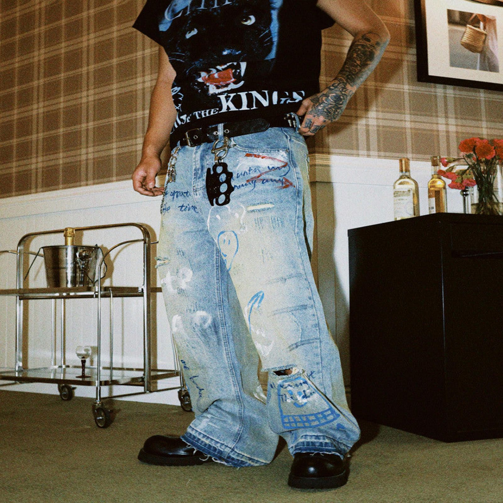 Other Graffiti Distressed Graphic Wide Leg Denim Jeans Size US 30 / EU 46 - 8 Thumbnail