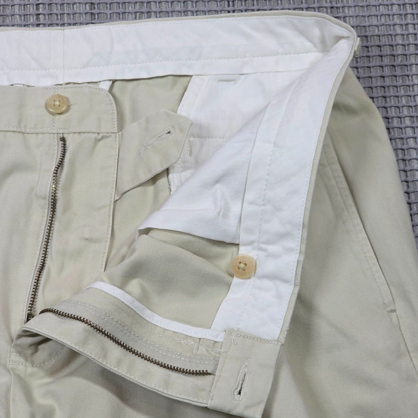 Polo Ralph Lauren VINTAGE Polo Ralph Lauren Khaki Beige Cotton Pleated Chino Pants 38x30 Men 90s N/A? Size US M / EU 48-50 / 2 - 5 Thumbnail