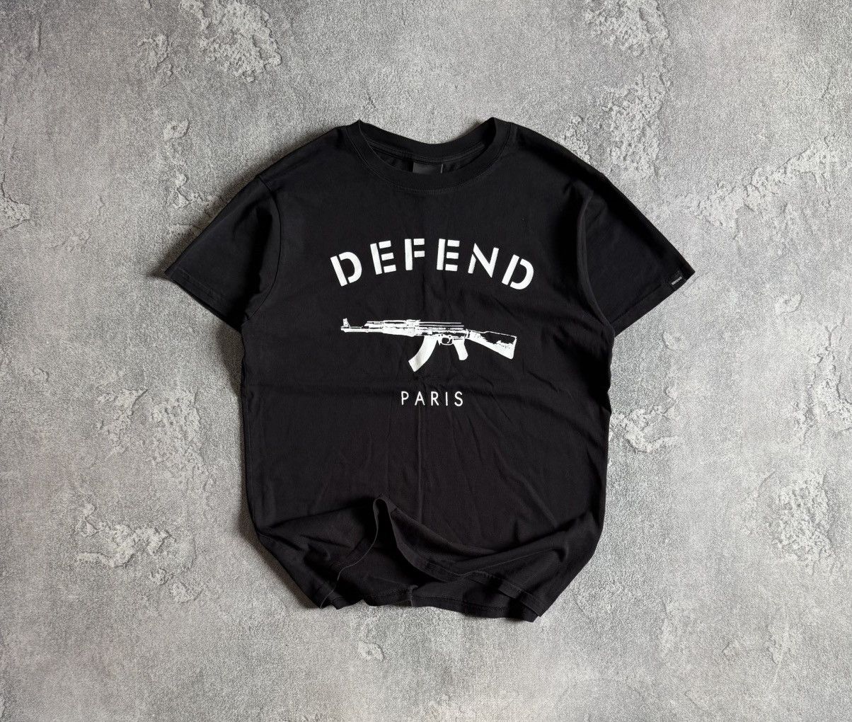 DEFEND PARIS Defend Paris M big logo Kalashnikov AK-47 tee tshirt Size US M / EU 48-50 / 2 - 1 Thumbnail