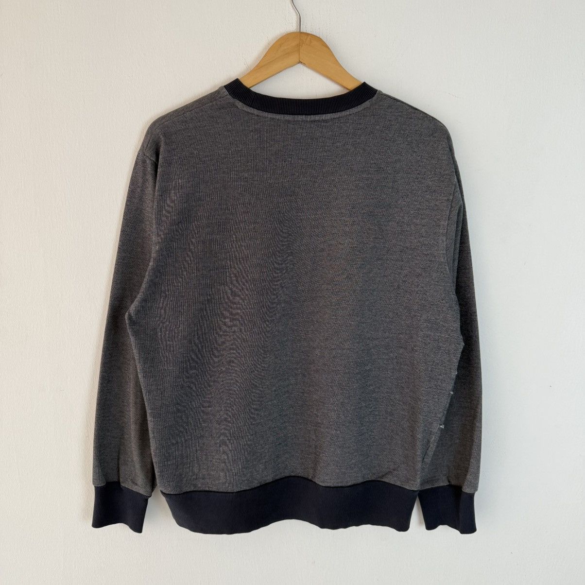 Nike Nike Embroidered Sweatshirt. Size US L / EU 52-54 / 3 - 2 Thumbnail