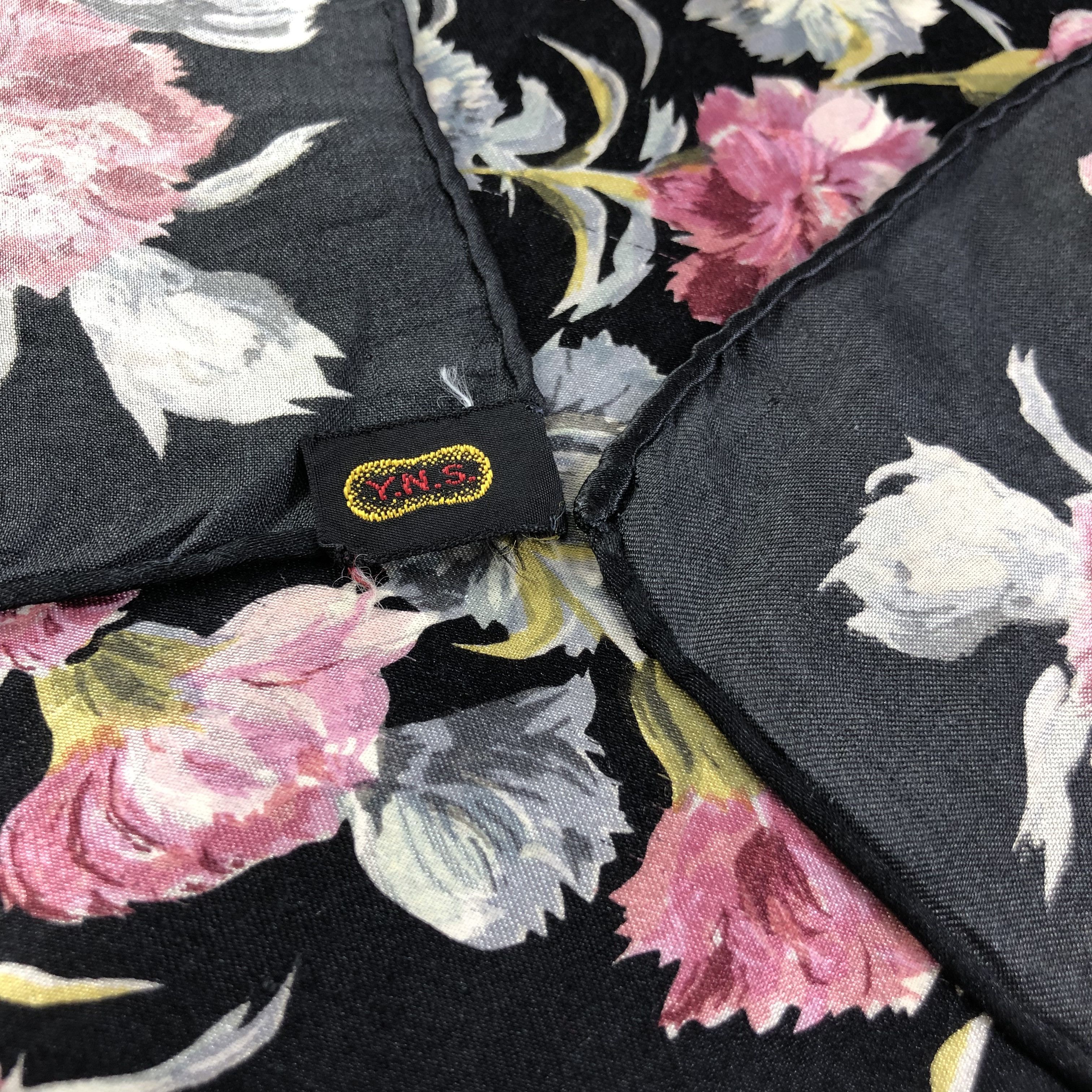 Japanese Brand Luxury Floral Hand Rolled Silk Scarf M621 Size ONE SIZE - 3 Thumbnail
