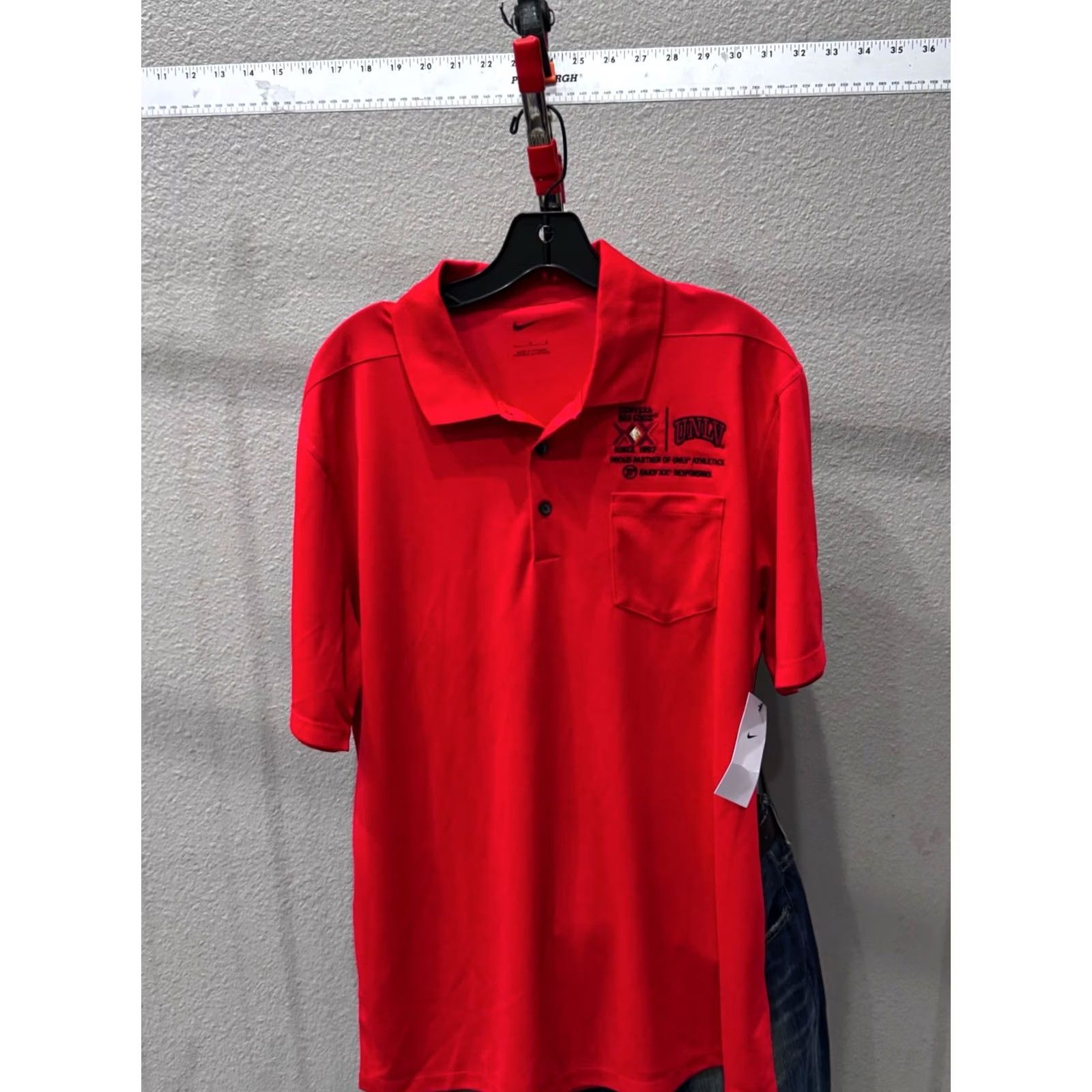 Nike nike UNLV Dos Equis Embroidered Red POLO SHIRT Large L Mens Size US L / EU 52-54 / 3 - 2 Thumbnail