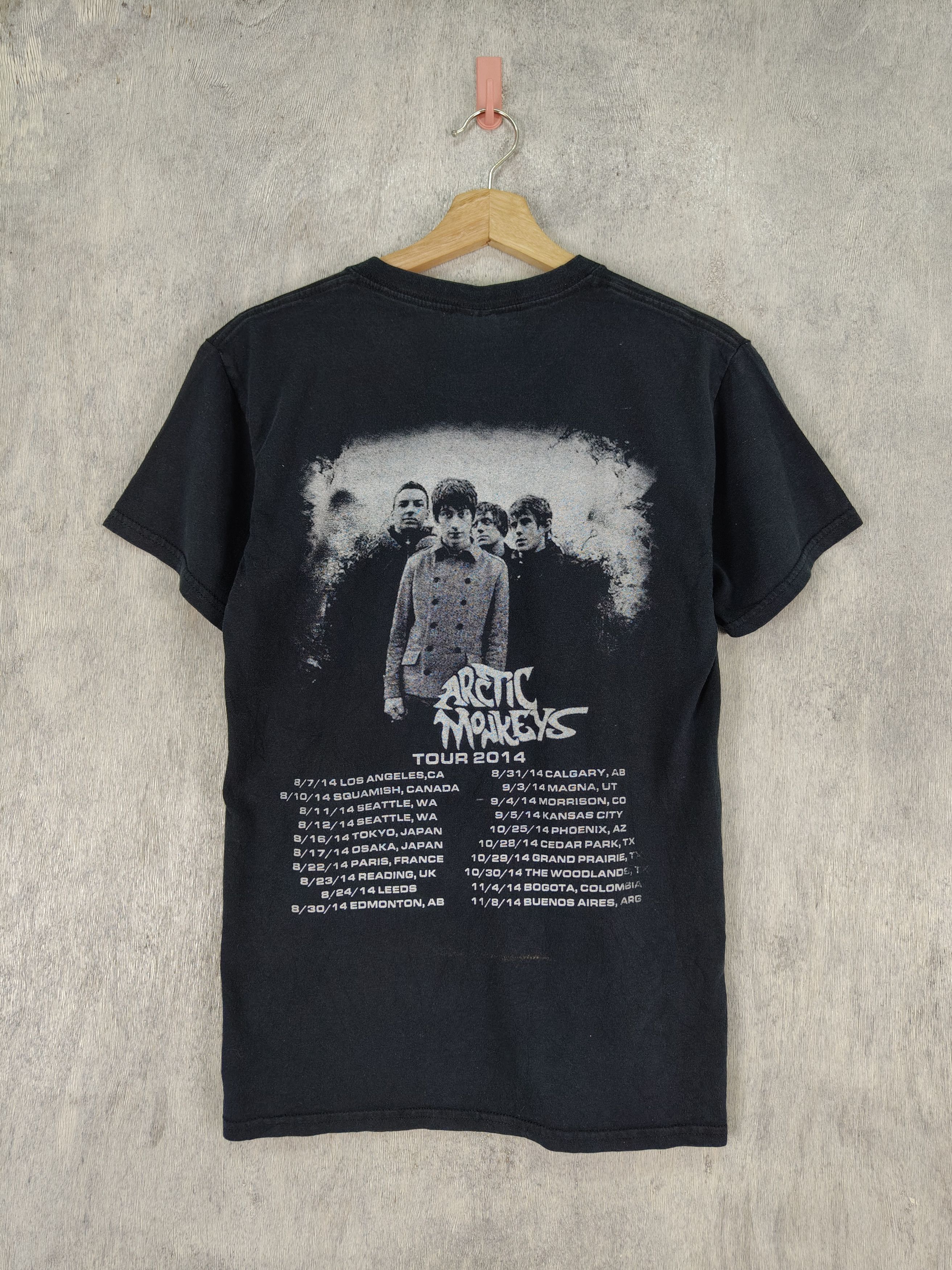 image of Band Tees x Vintage Arctic Monkeys 2014 Tour Band Shirt in Black, Men's (Size Small)