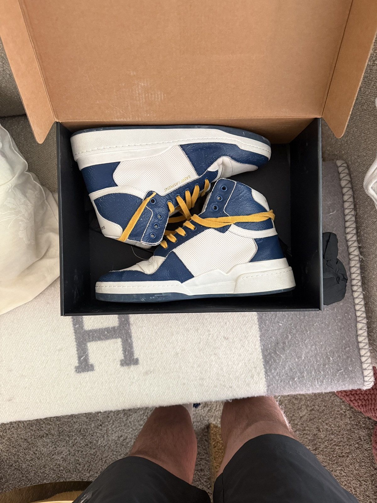 Saint Laurent Paris SL24 Saint Laurent Mid Top Sneakers 610618 Size US 10 / EU 43 - 2 Thumbnail