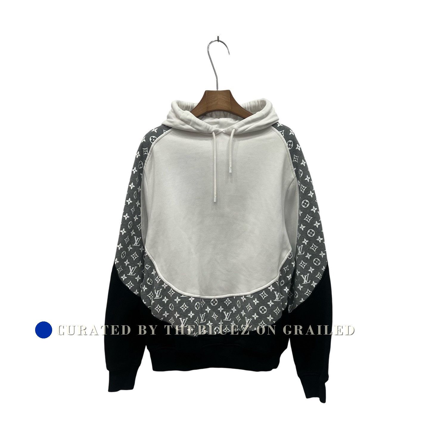 Louis Vuitton Louis Vuitton Monogram Hoodie Size US S / EU 44-46 / 1 - 1 Thumbnail
