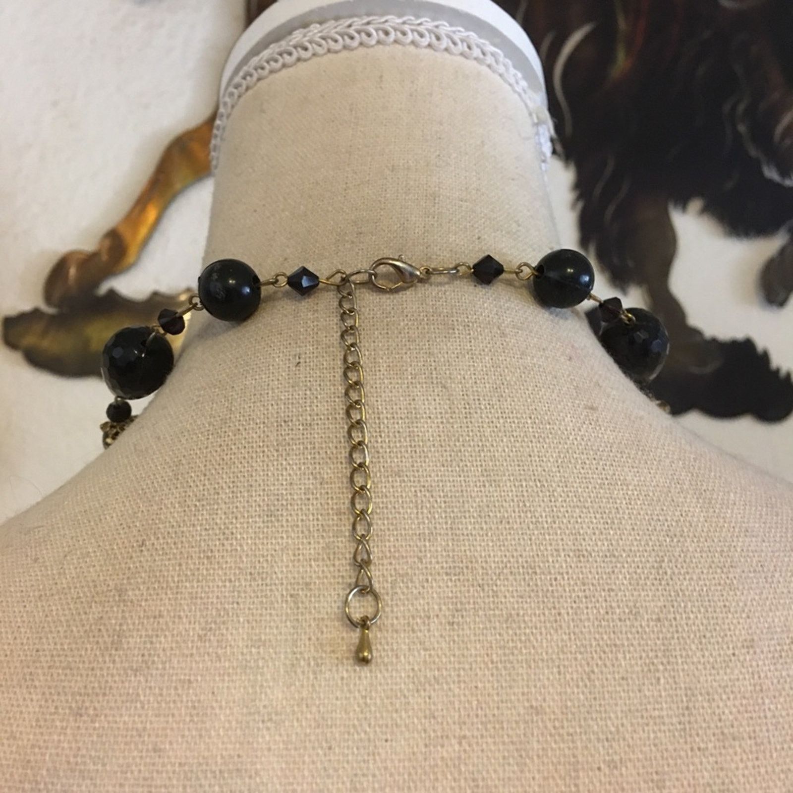 Vintage Vintage black plastic bead gold tone choker necklace Size ONE SIZE - 5 Thumbnail