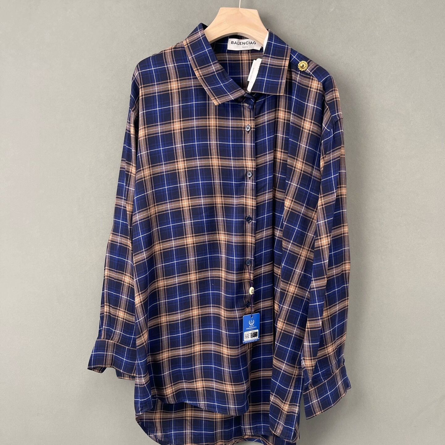 Balenciaga Balenciaga Classic Plaid Long Shirt Size XS / US 0-2 / IT 36-38 - 1 Thumbnail