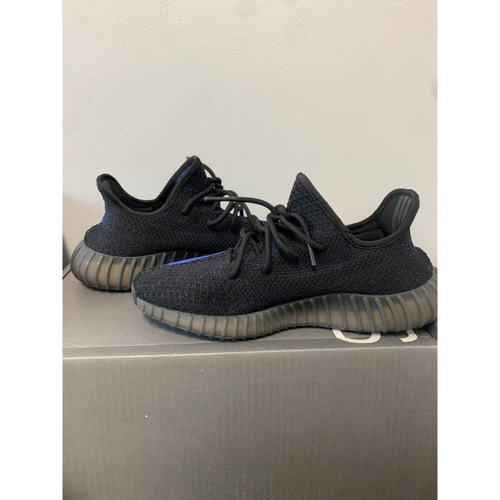 Adidas adidas Yeezy Boost 350 V2 Dazzling Blue Size 11.5 Used Size US 11.5 / EU 44-45 - 5 Thumbnail