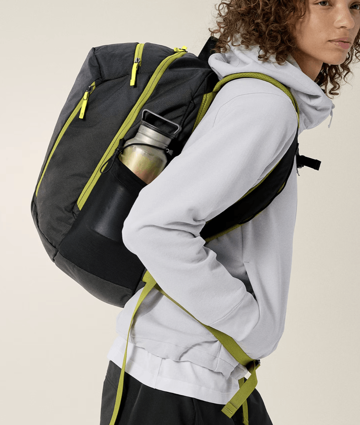 Arc'teryx RARE Arc'teryx Mantis 26L Backpack Black / Olive Moss Size 26 - 5 Thumbnail