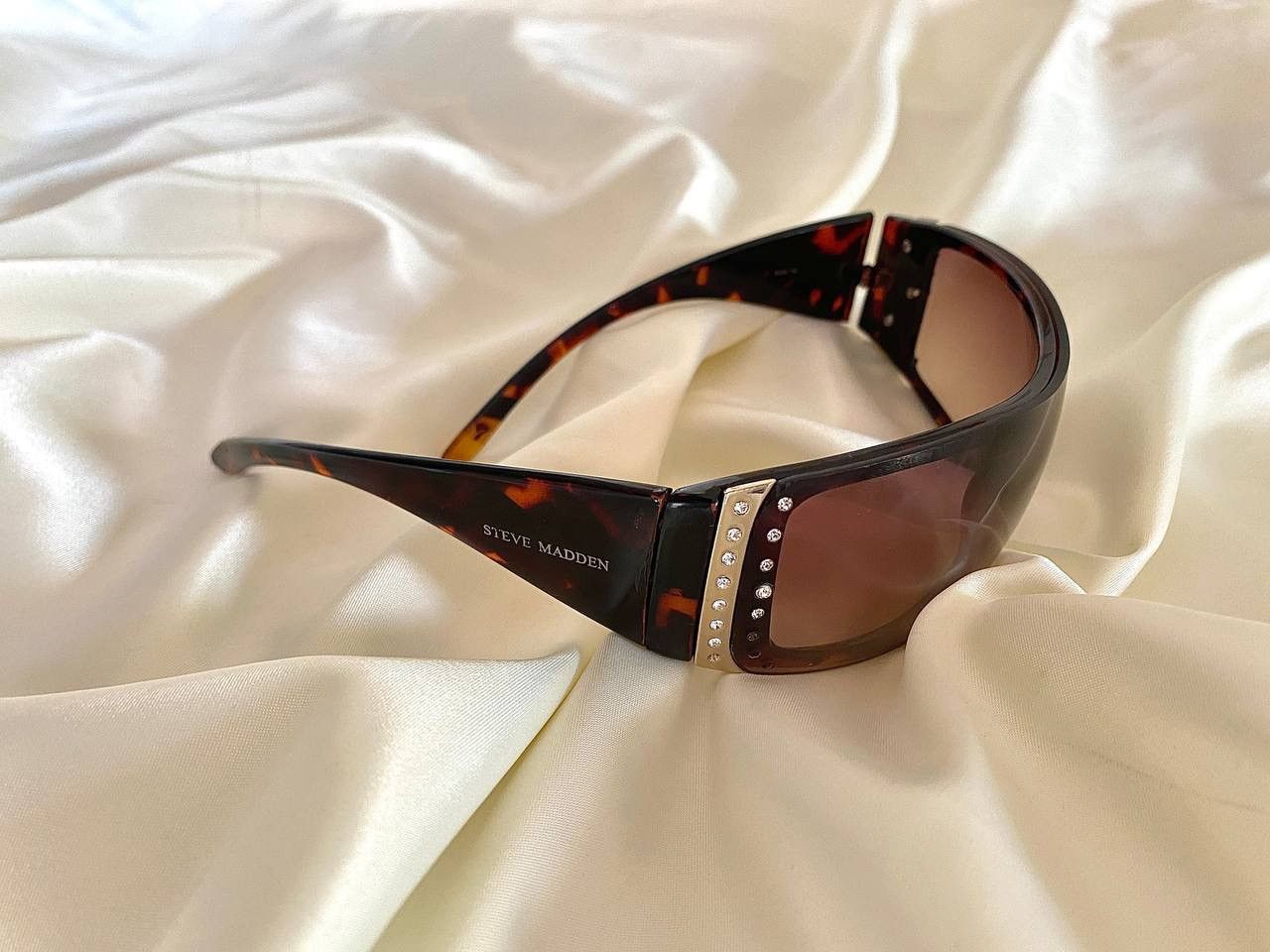 Steve Madden Vintage Steve Madden y2k sunglasses Size ONE SIZE - 9 Thumbnail