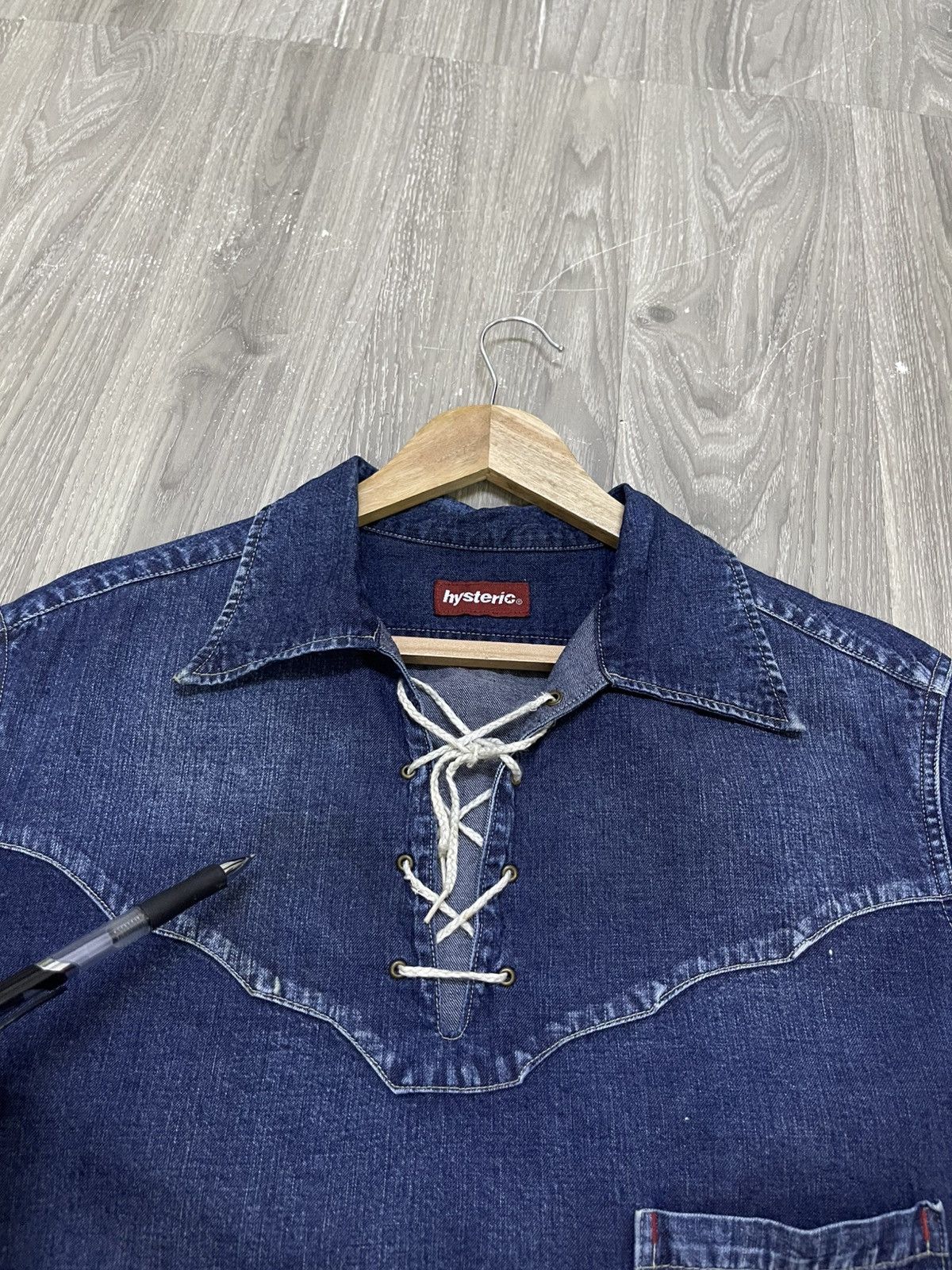 Hysteric Glamour 🔥Hysteric Glamour🔥 Denim Short Sleeve Size US L / EU 52-54 / 3 - 16 Thumbnail