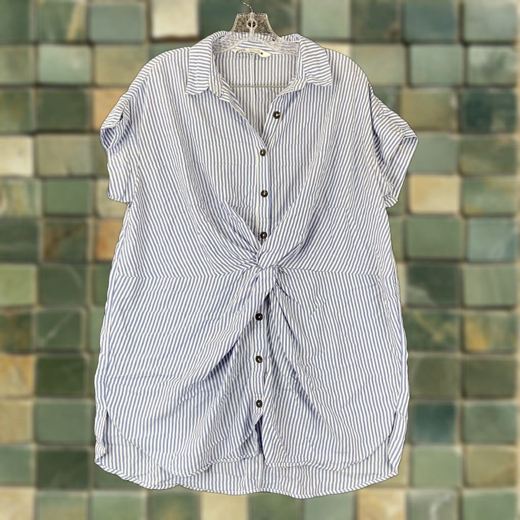 Zara Zara Blouse Women’s S Blue White Stripped Short Sleeve Men? Wait. Size S / US 4 / IT 40 - 1 Thumbnail
