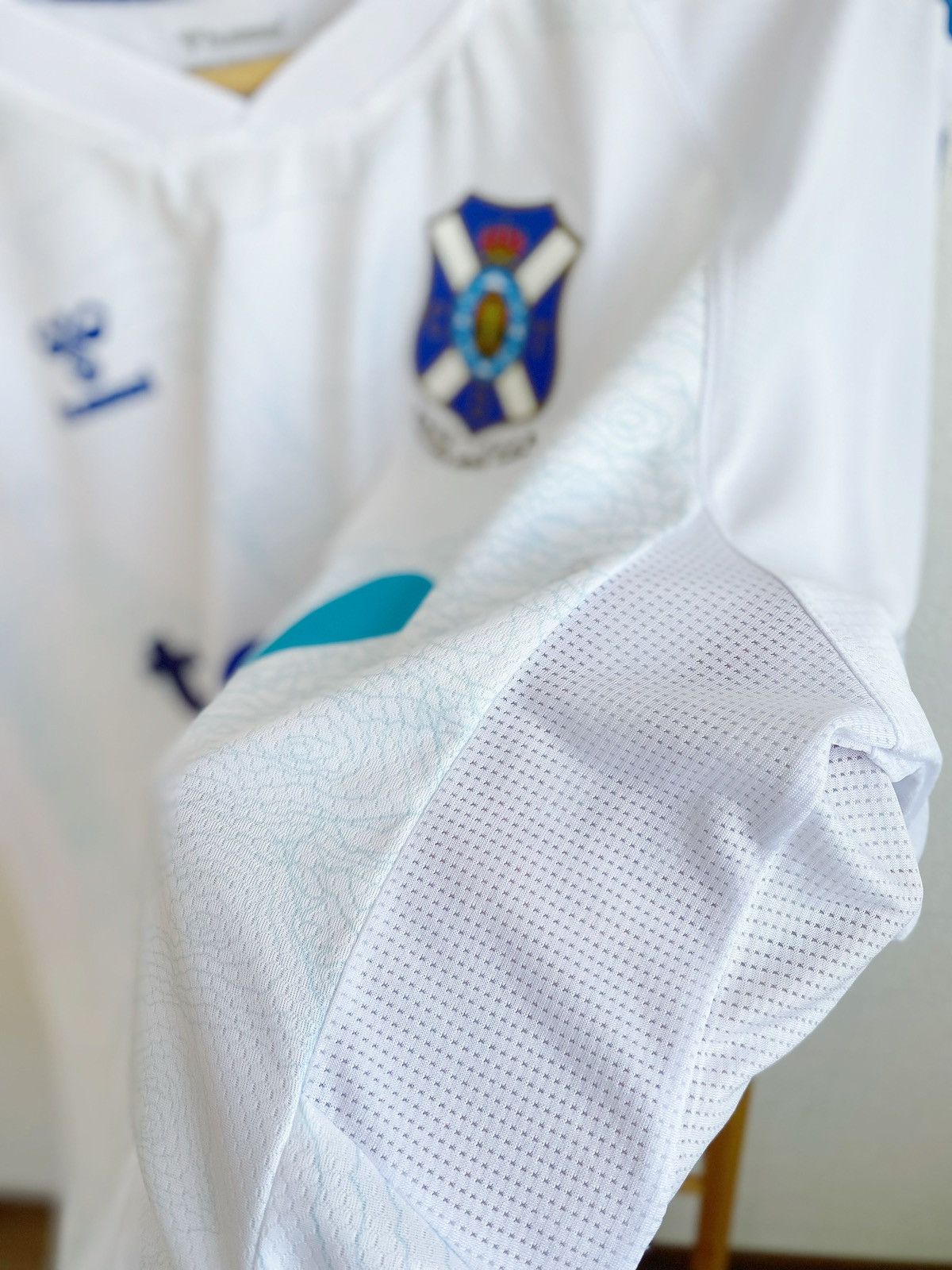 Hummel Hummel Deportivo Tenerife Jersey Size US XXL / EU 58 / 5 - 11 Thumbnail