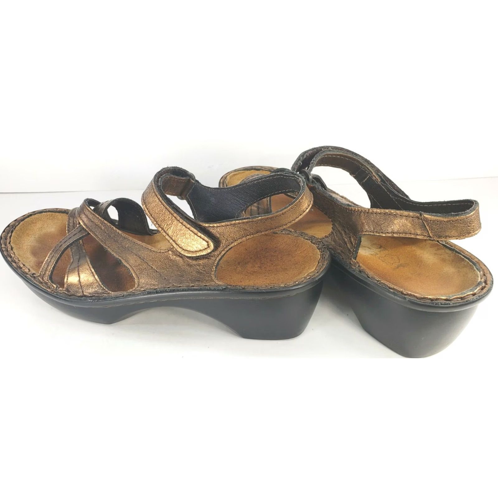 Vintage Naot Sandal Women's 7-7.5M or 38EU Copper Brown Leather Strappy Low Heel Size US 7.5 / IT 37.5 - 5 Thumbnail
