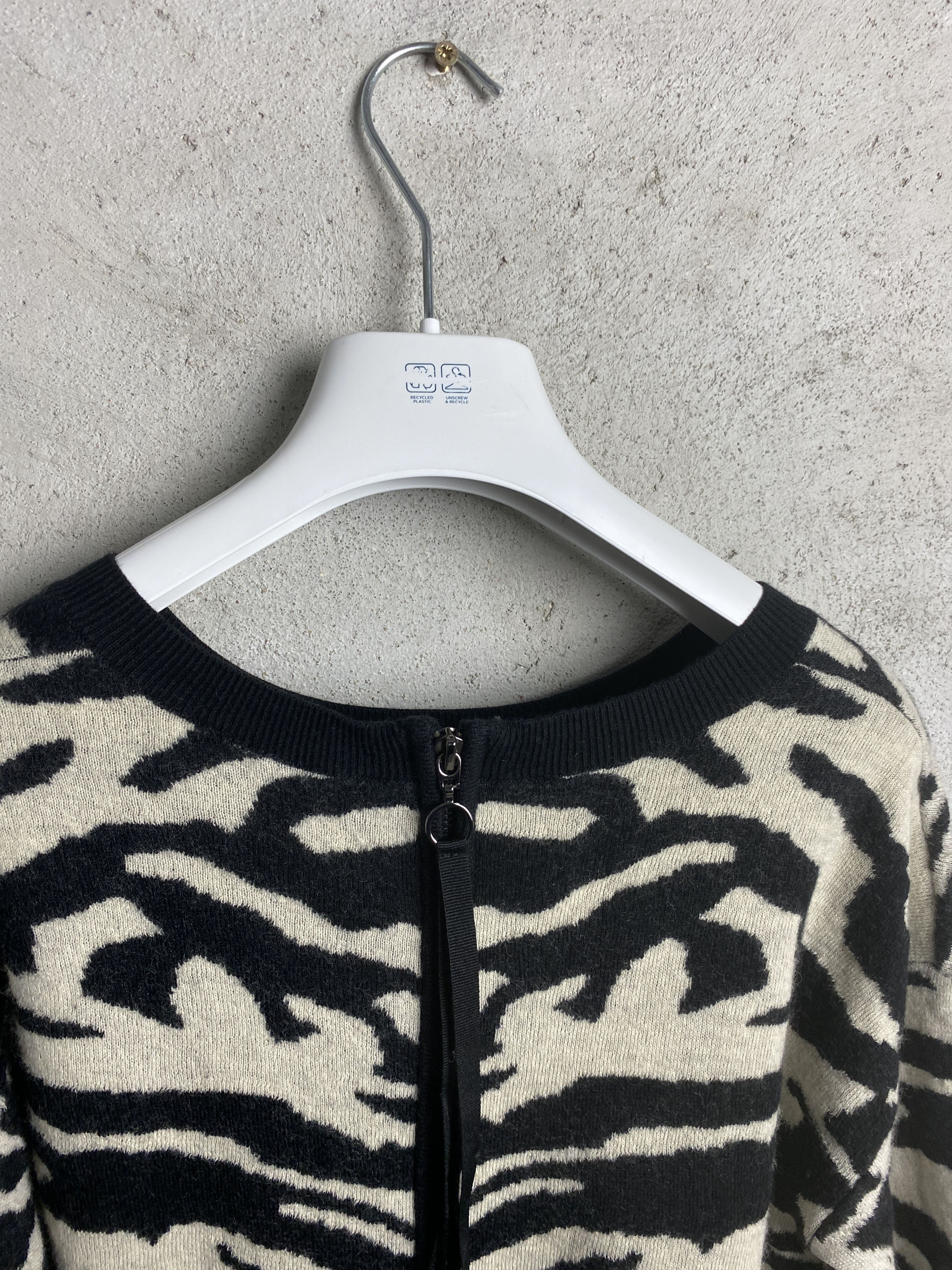 Sandro Sandro print wool blend sweater knitwear Size M / US 6-8 / IT 42-44 - 6 Thumbnail