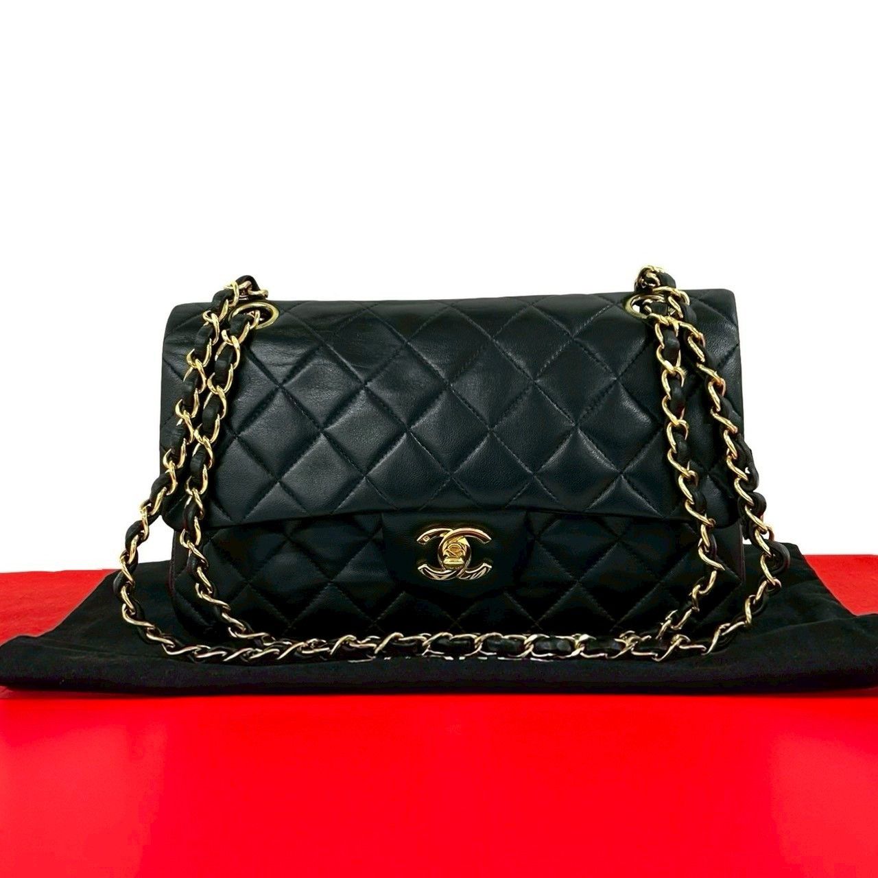 Chanel Chanel Chanel Matelasse Lambskin Shoulder Bag Leather Shoulder Bag DUTY FREE for USA Size ONE SIZE - 1 Thumbnail