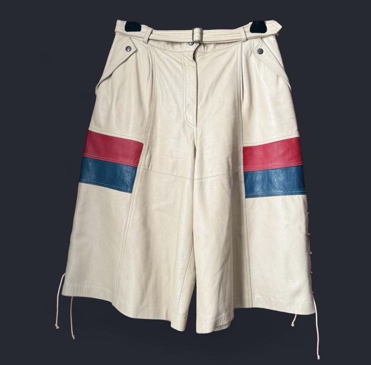 Vintage Vintage cream leather lace-up shorts Size US 30 / EU 46 - 1 Thumbnail