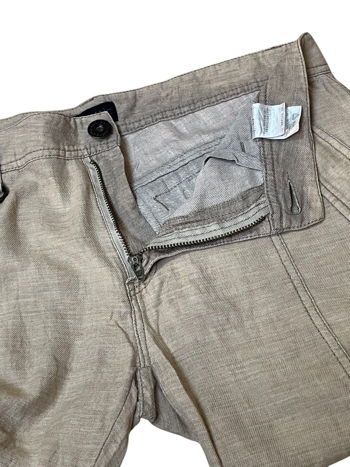 In The Attic SICK🔥IN THE ATTIC MULTIPOCKET 3 QUARTER PANTS Size US 33 - 9 Thumbnail
