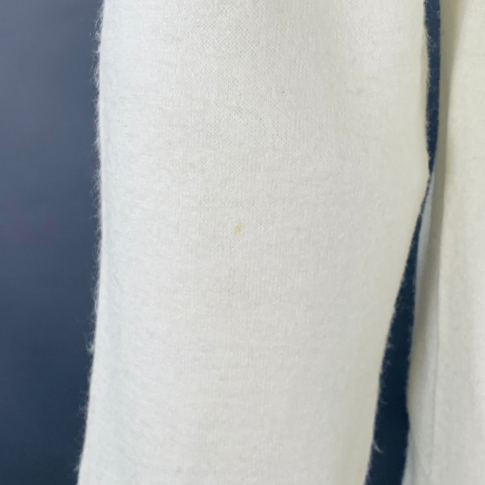 Other I.MAGNIN Size XL Cream Knit Acrylic V-Neck Pullover Size US XL / EU 56 / 4 - 4 Thumbnail
