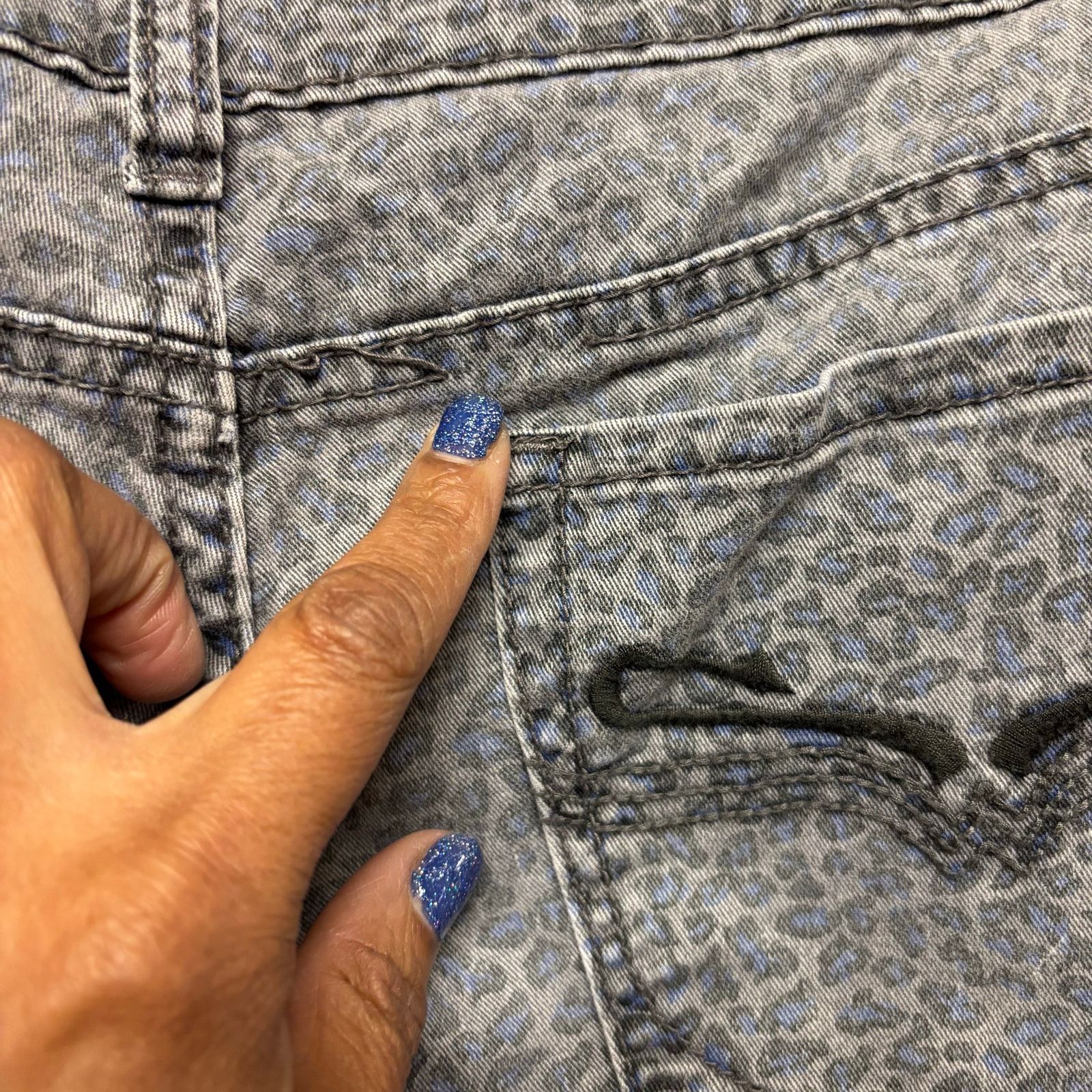 Jordache Jordache Jeans Blue Leopard Print Womens 28 Stretchy Skinny Size 33" - 13 Thumbnail