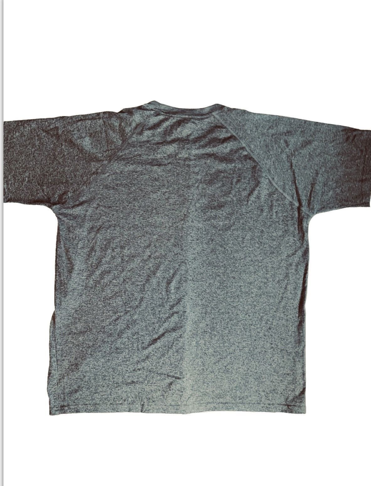 Under Armour Mens Under Armour grey t-shirt size L Size US L / EU 52-54 / 3 - 2 Thumbnail