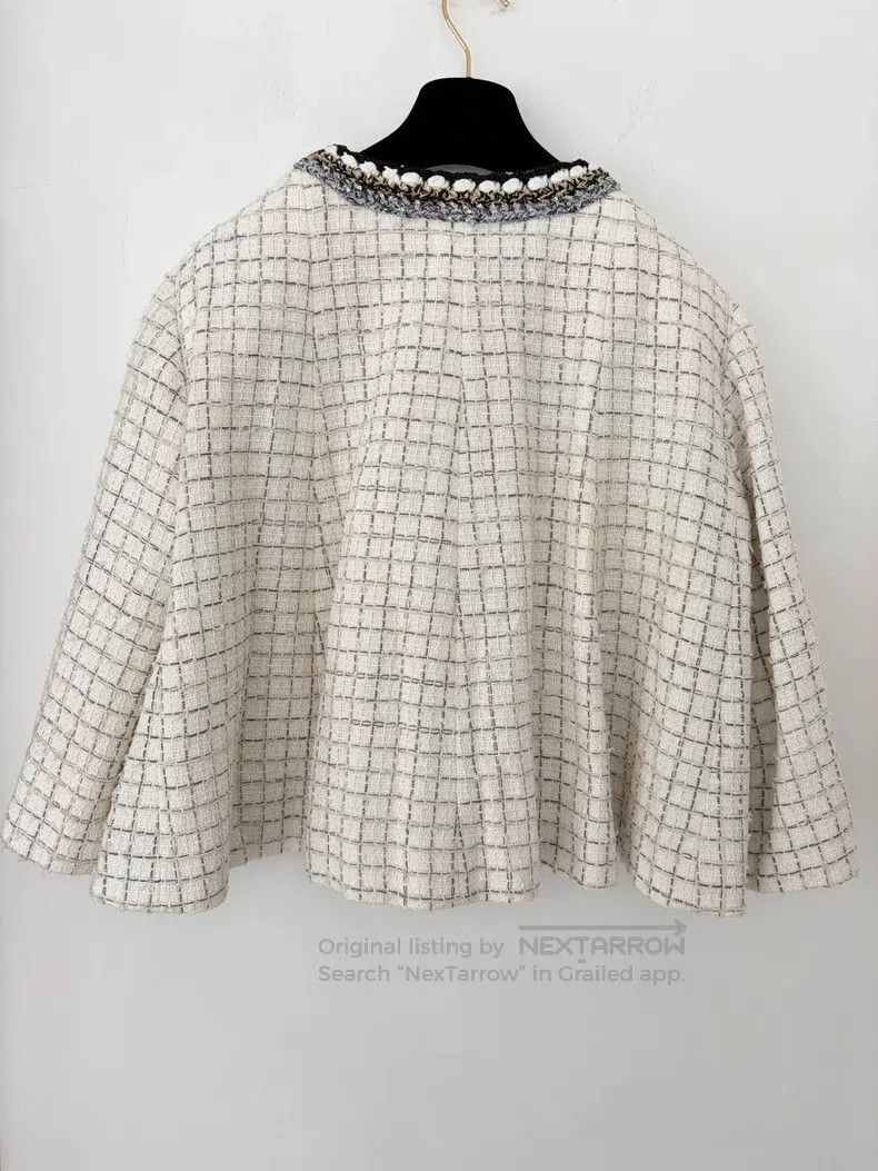 Chanel Chanel Black and white checkered tweed cloak coat Size S / US 4 / IT 40 - 2 Thumbnail