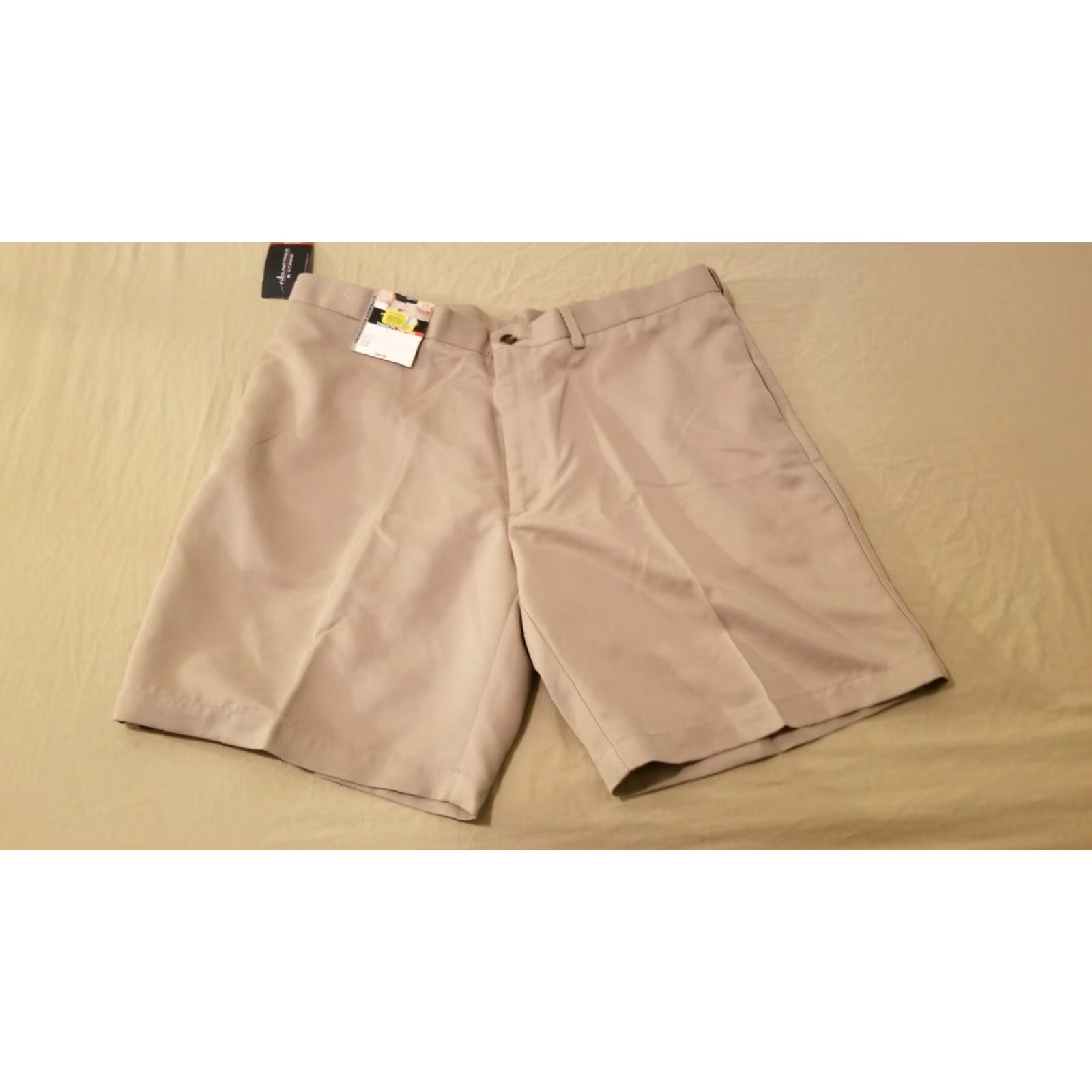 Roundtree & Yorke VINTAGE Mens New Roundtree & Yorke Khaki Shorts 40 Performance Golf Shirt? Size US 40 / EU 56 - 5 Thumbnail