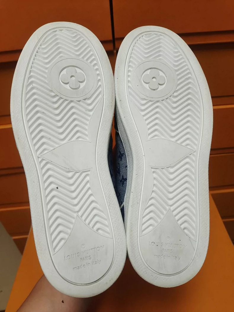 Louis Vuitton Louis Vuitton LV Denim Blue Sneakers for Women Size 35-250 Size US 5 / IT 35 - 9 Thumbnail