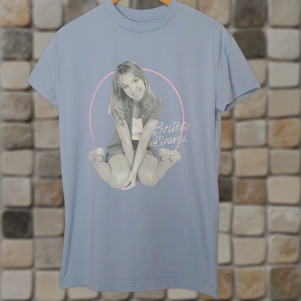 Vintage Britney Spears Sleepshirt T Shirt Short Light Blue Short Sleeve Juniors Size S / US 4 / IT 40 - 1 Thumbnail