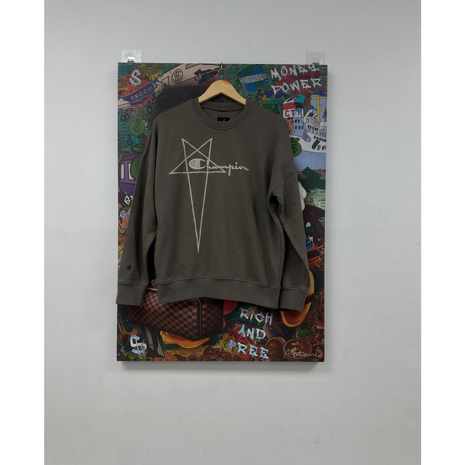 Rick Owens Rick Owens Champion Crewneck Brown New With Tags XS Size US XS / EU 42 / 0 - 1 Thumbnail