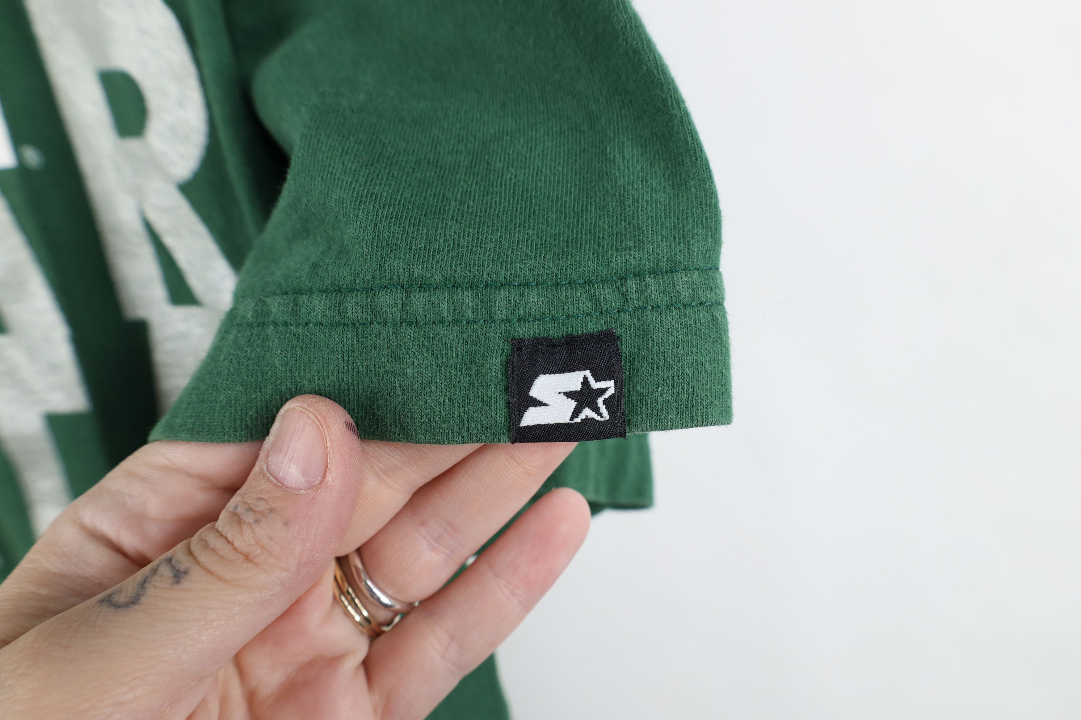 Starter Vintage 90s Starter Michigan State University Baggy T-Shirt Size US XL / EU 56 / 4 - 4 Thumbnail