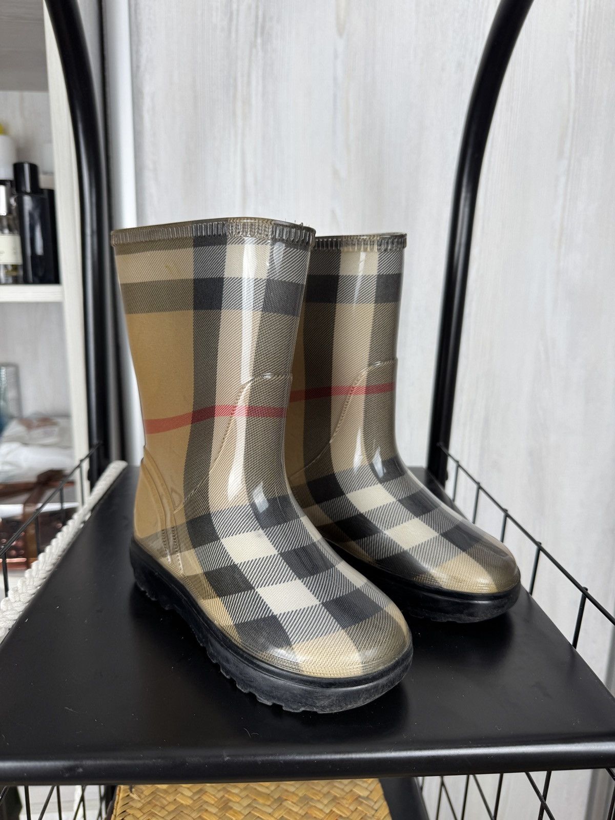 Burberry Burberry Kids Toddler Nova Check Rubber Rain boots size 28 Size US 10 / IT 40 - 5 Thumbnail