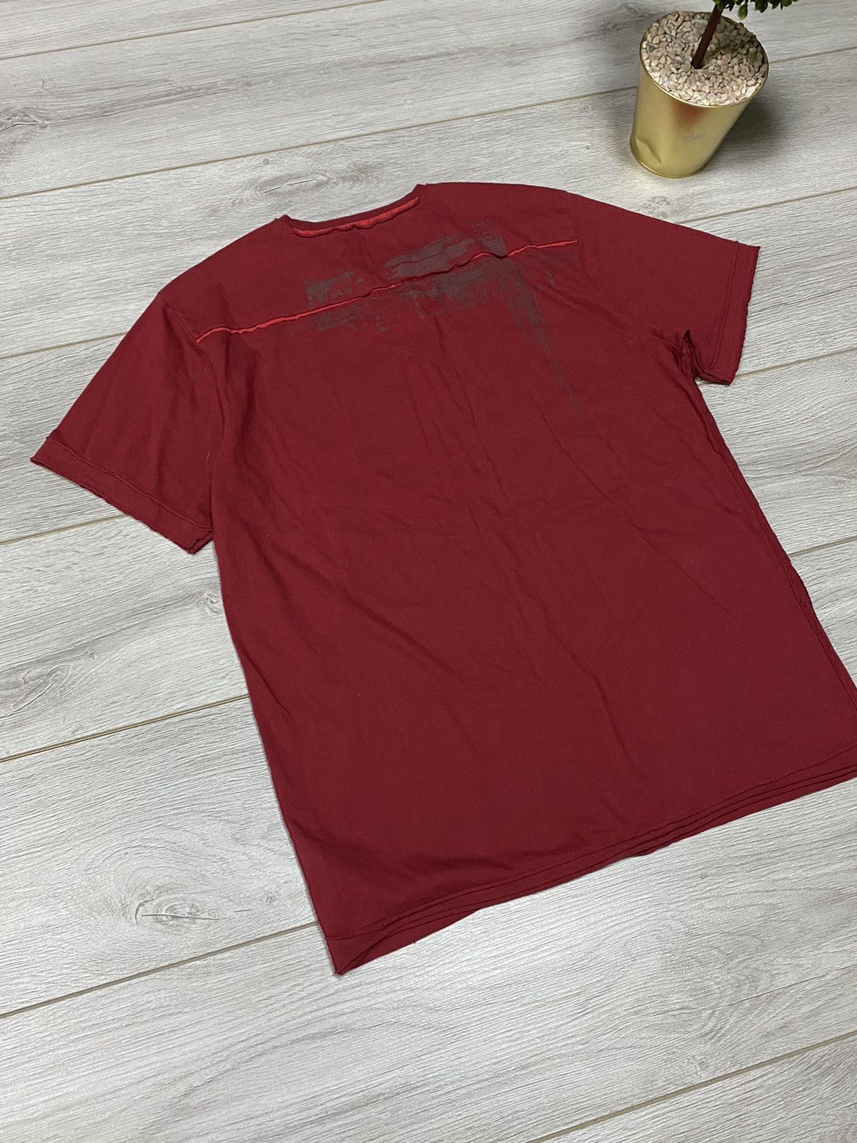 Oakley Oakley vintage circle big print logo t-shirt Size US L / EU 52-54 / 3 - 5 Thumbnail
