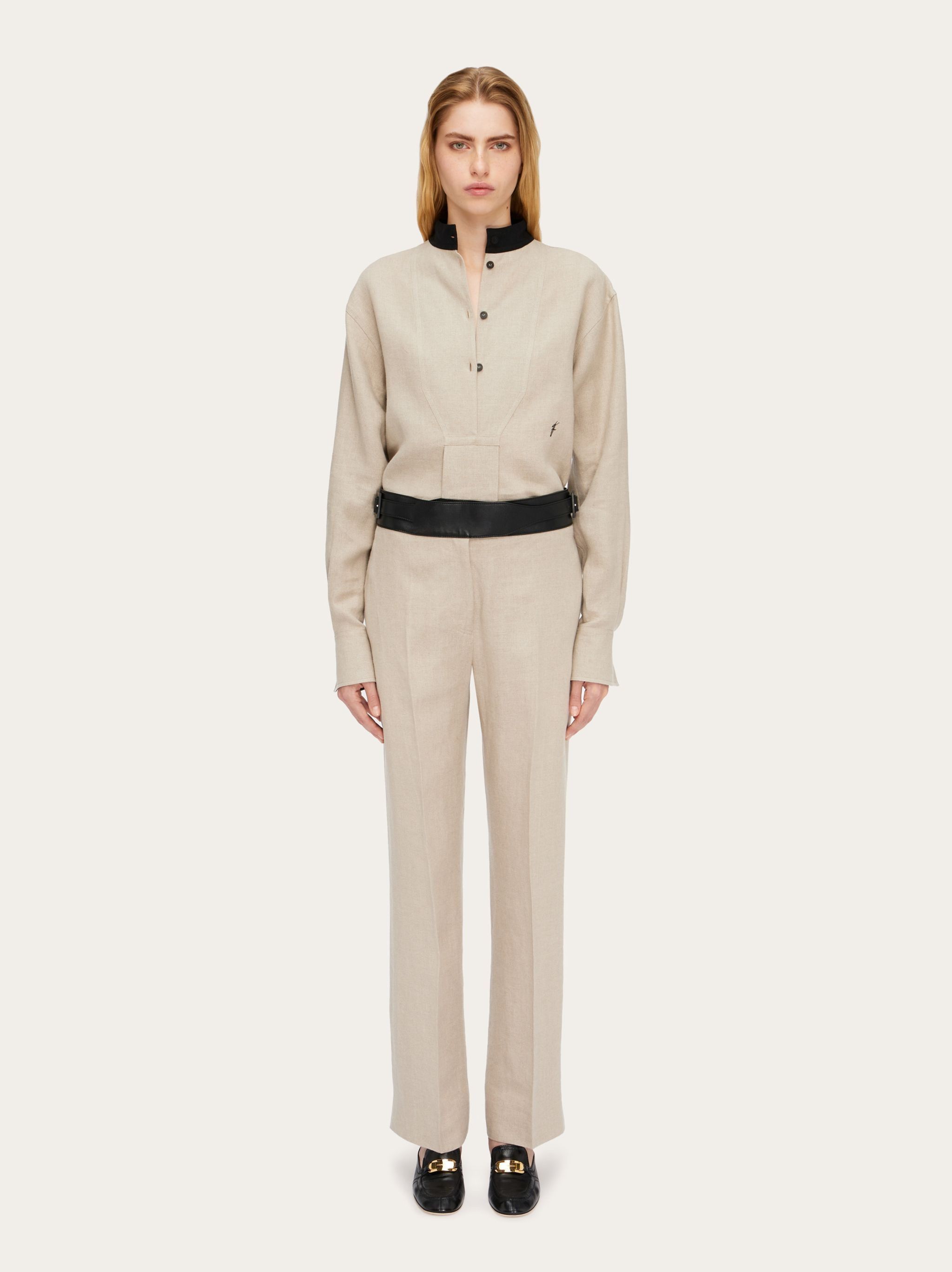 Salvatore Ferragamo o1s1rm0126 Tunic Shirt in Sand Beige/Black Size M / US 6-8 / IT 42-44 - 2 Thumbnail