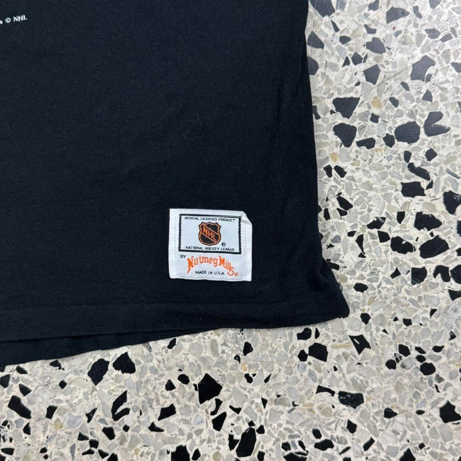 Nutmeg × Vintage VINTAGE 90S SINGLE STITCH NUTMEG NHL PITTSBURG PENGUINS TEE: Size US XL / EU 56 / 4 - 2 Thumbnail